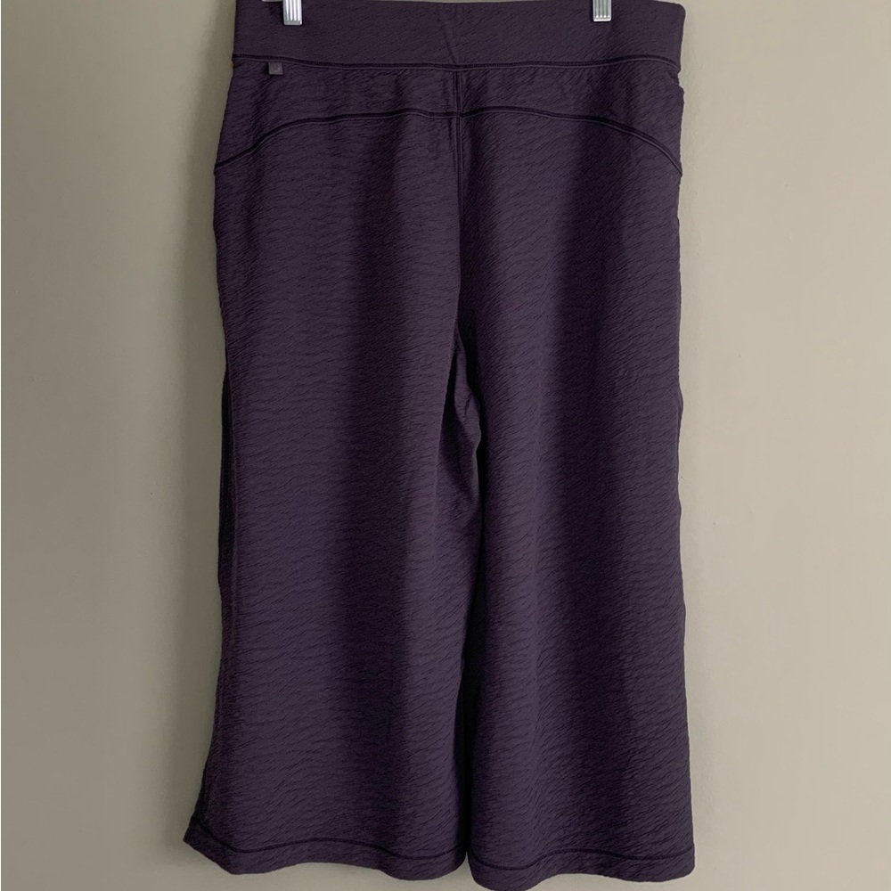 Women’s Lululemon size 14 pants